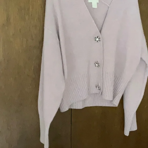 H&M lilac cardigan with rhinestone buttons oversized fit (S) - Picture 10 of 13